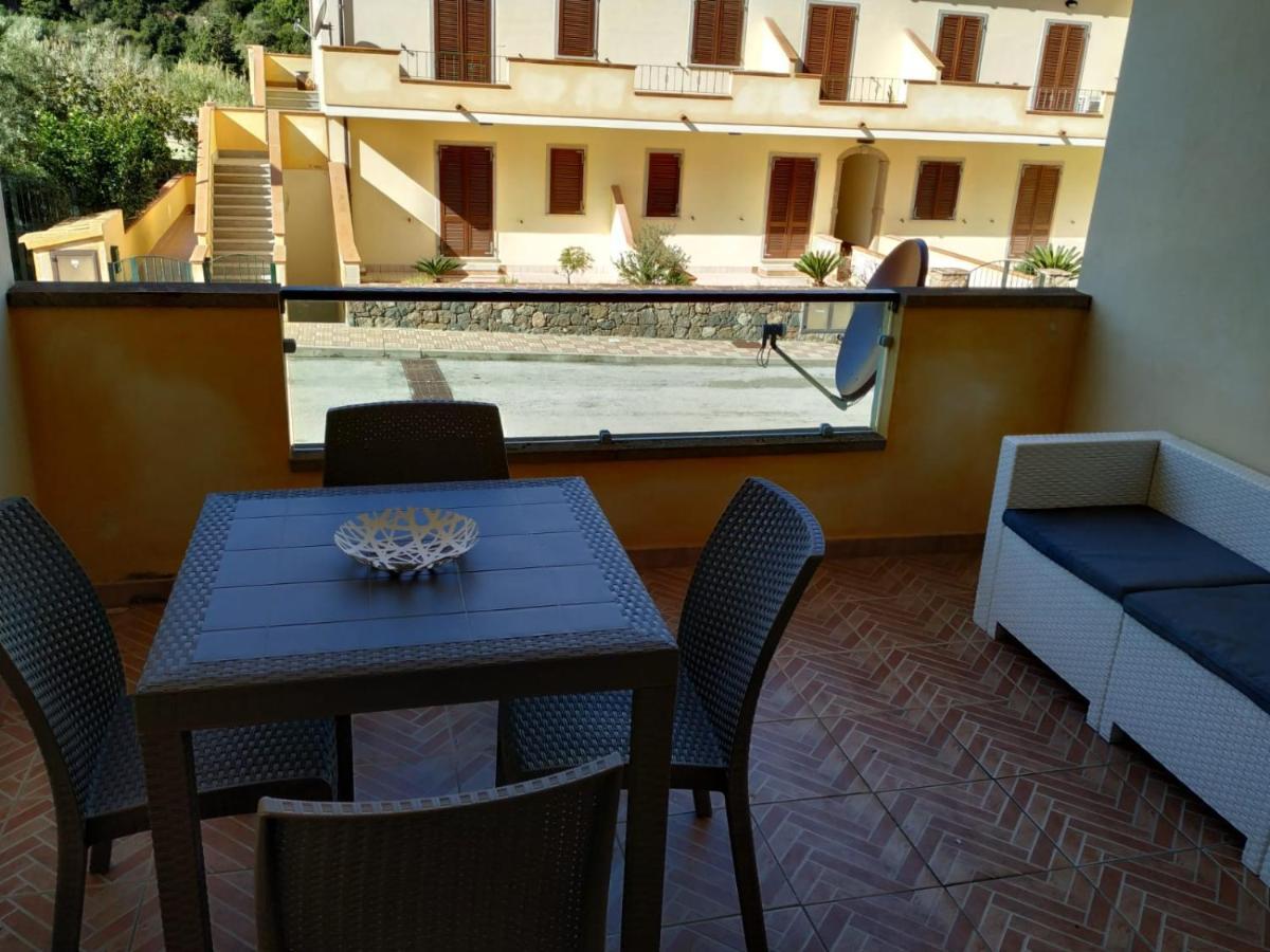 La Caletta Di Dany Apartment Castelsardo Exterior photo